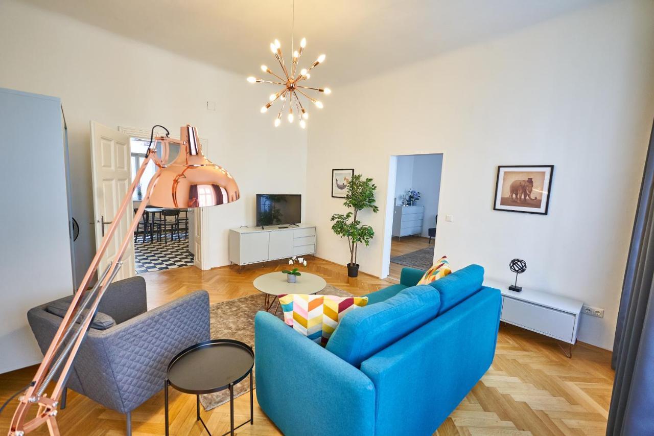 Fancy Home For 5 With Self-Check-In At Spittelberg Вена Экстерьер фото