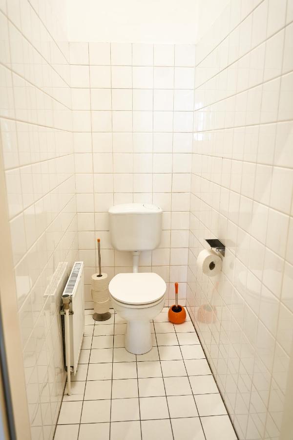 Fancy Home For 5 With Self-Check-In At Spittelberg Вена Экстерьер фото