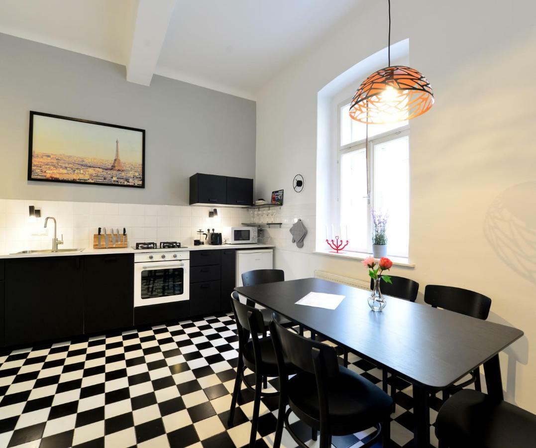 Fancy Home For 5 With Self-Check-In At Spittelberg Вена Экстерьер фото
